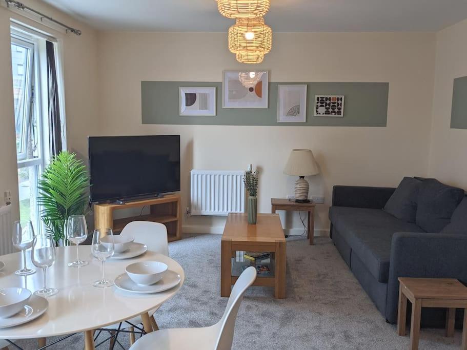 Homely 2 Bed Duplex With A River View サウサンプトン エクステリア 写真