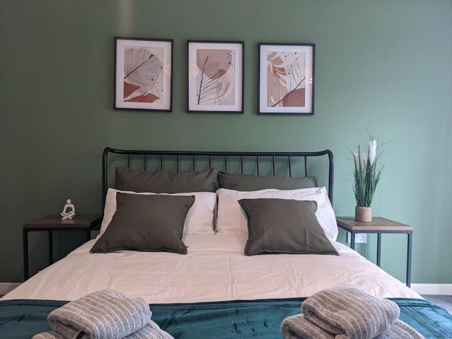 Homely 2 Bed Duplex With A River View サウサンプトン エクステリア 写真